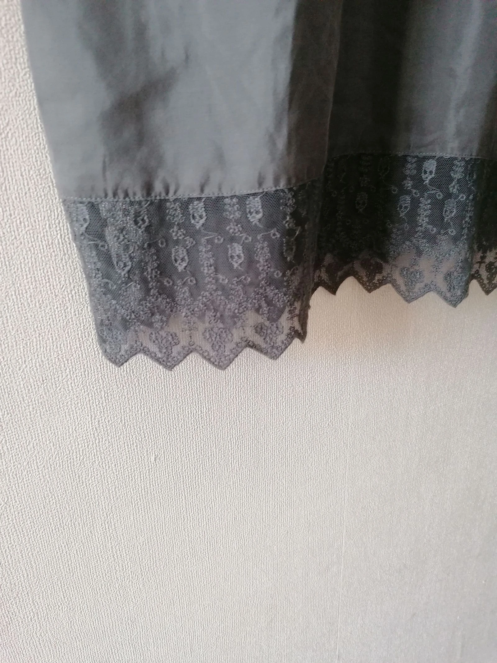 Blusa de manga curta com renda de poliéster, em seda, The Kooples tamanho 38 – photo 5